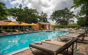 Tan-Swiss Lodge